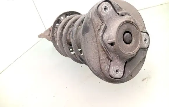 Mercedes-Benz E W212 Front shock absorber with coil spring 