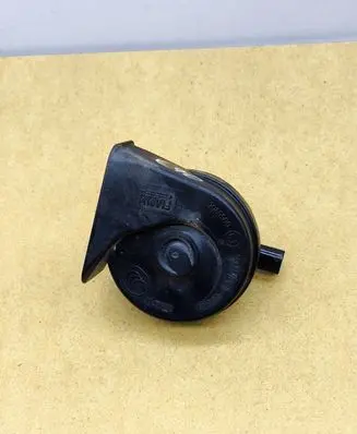 BMW 3 E90 E91 Horn signal A046522