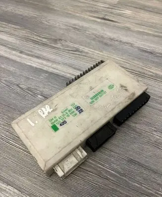 BMW 5 E39 Comfort/convenience module 6901225 12037310 61356901225