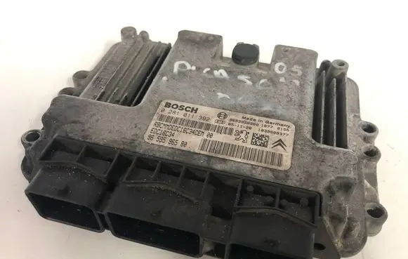 Citroen Xsara Picasso Engine control unit/module 0281011392
