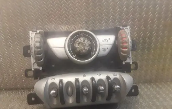 Mini One - Cooper Coupe R56 Interior fan control switch 3452270
