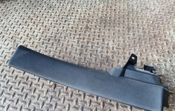 Rear sill trim cover