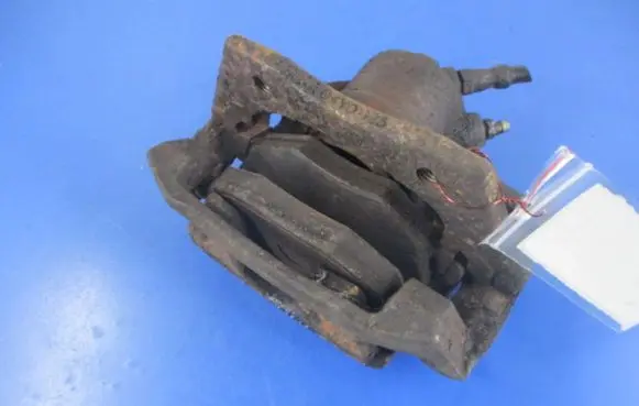 Ford Mondeo Mk III Front brake caliper