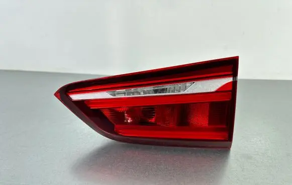 BMW X1 F48 F49 Tailgate rear/tail lights 7350698