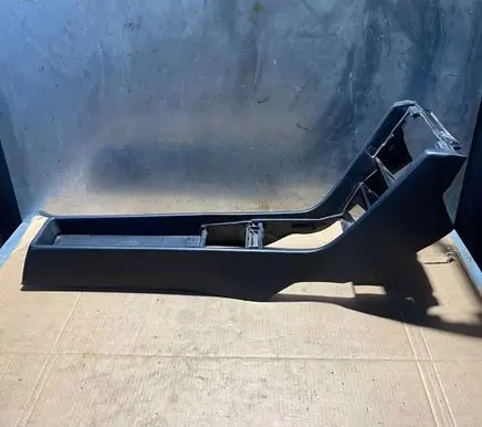 Mercedes-Benz E W124 Center console 