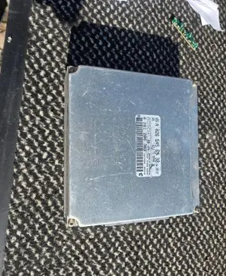 Mercedes-Benz S W220 Engine control unit/module A0265456932