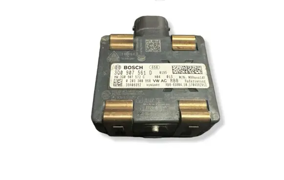 Volkswagen PASSAT B8 Distronic sensor radar 3Q0907561D