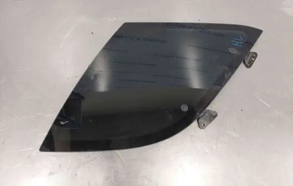 Mercedes-Benz ML W163 Rear side window A1636702450