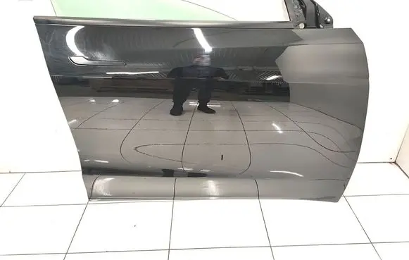 Tesla Model Y Front door 149353800D