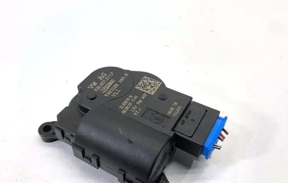 Skoda Superb B8 (3V) Air flap motor/actuator 2Q0907511F