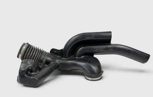Chevrolet Tahoe Air intake hose/pipe 15060999 25335370