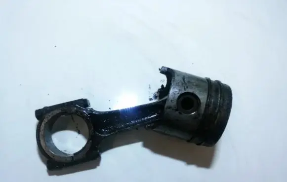 Peugeot 306 Piston with connecting rod