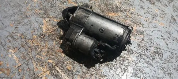 Volkswagen PASSAT B5.5 Starter motor 