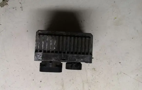 Opel Insignia A Glow plug pre-heat relay 55574293 0522122601 BH8