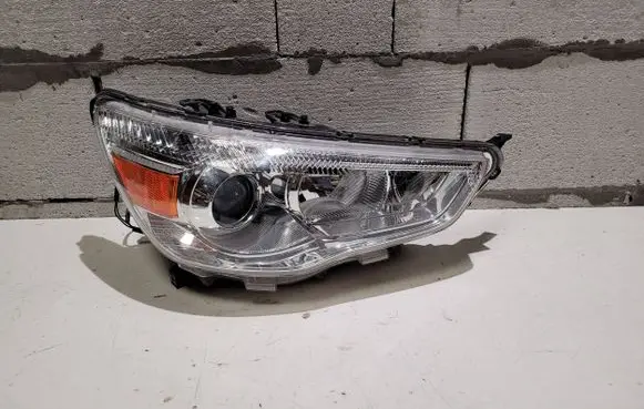 Mitsubishi ASX Headlight/headlamp P9135R