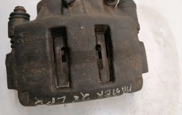 Renault Master II Front brake caliper