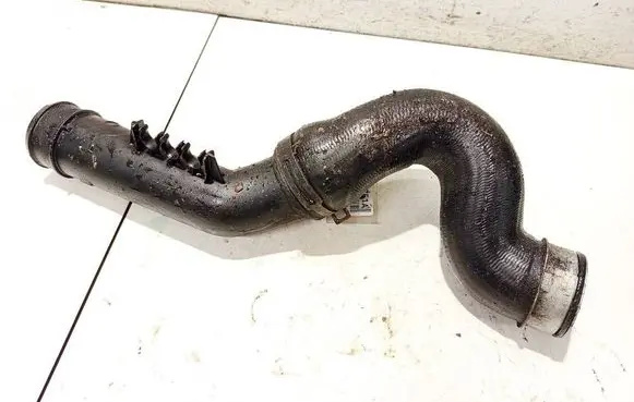 Intercooler hose/pipe