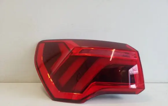 Audi Q3 F3 Rear/tail lights 83A945091