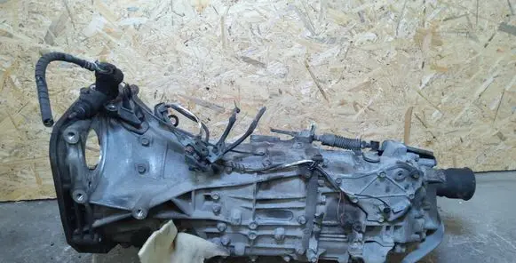 Manual 5 speed gearbox