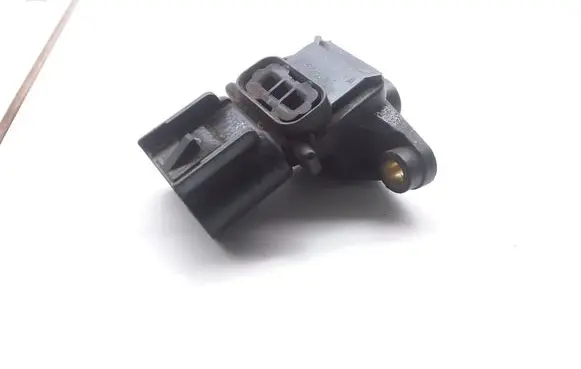 Chrysler PT Cruiser Air pressure sensor 04686684AA