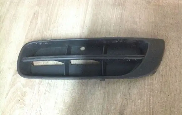 Skoda Fabia Mk2 (5J) Front bumper lower grill 5J0807367