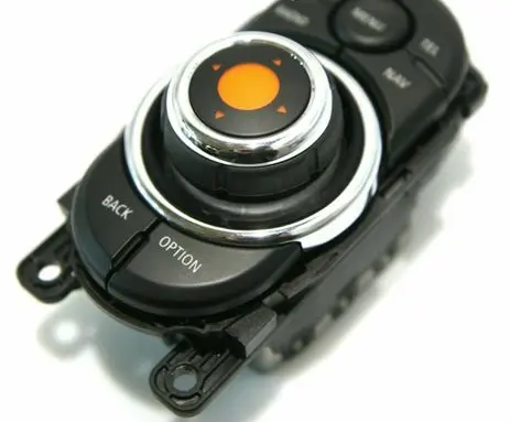 Head unit multimedia control