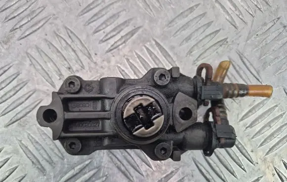 Mercedes-Benz C W203 Fuel injection high pressure pump A6110900350