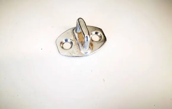 Volkswagen Polo IV 9N3 Rear door lock loop/hook striker 3b0837033ag