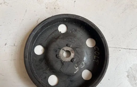 Mitsubishi Colt Crankshaft pulley MN155378