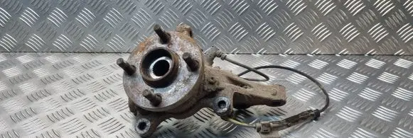 Toyota Corolla E120 E130 Front wheel hub spindle knuckle
