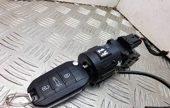 Citroen C4 Cactus Ignition lock 9810004080 9663123380 9673257480