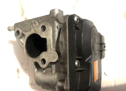 Toyota Land Cruiser (J150) EGR valve 2580030200