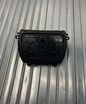 BMW 5 F10 F11 Ashtray (front) 9206347