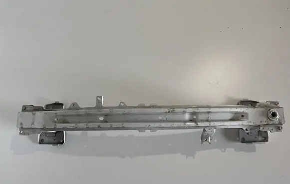 Suzuki Swift II Front bumper cross member