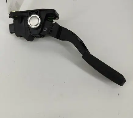 Honda CR-V Accelerator throttle pedal 17800TNYE01