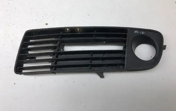 Audi A6 S6 C5 4B Front fog light trim/grill 4B0807681J