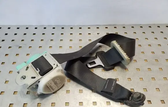 Nissan Note (E11) Rear seatbelt 888459U05A