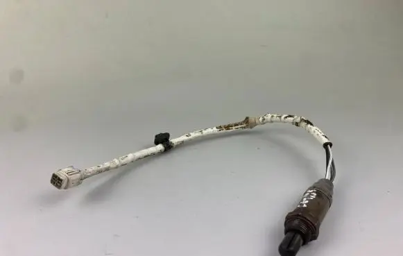 Subaru Forester SG Lambda probe sensor F00HL00122