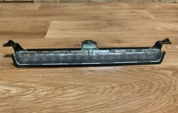 Volvo V70 Third/center stoplight 8658948