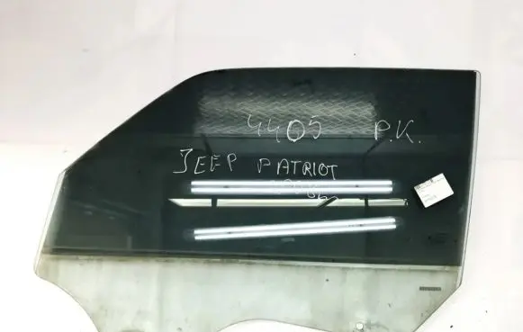 Jeep Patriot Front door window glass four-door