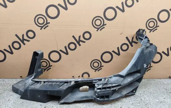 Mercedes-Benz GL X166 Headlight/headlamp mounting bracket A1666200591 46929223