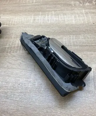 Peugeot 307 Front door interior handle 9643604577