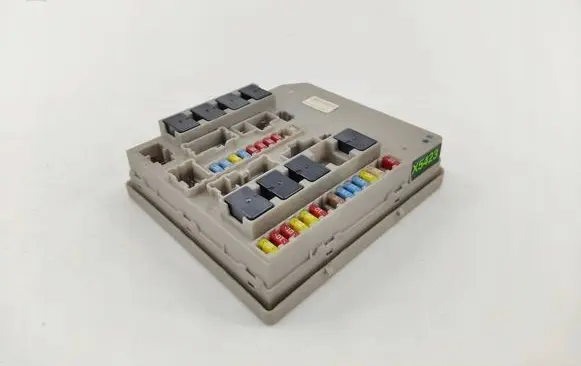 Renault Clio III Other control units/modules 674660B