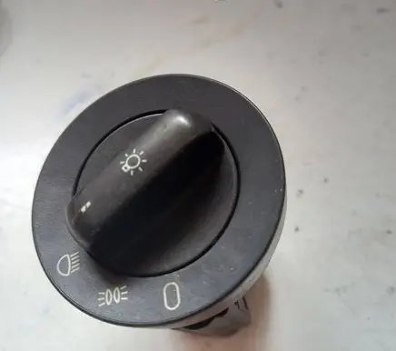 BMW 5 E39 Light switch 61318363683