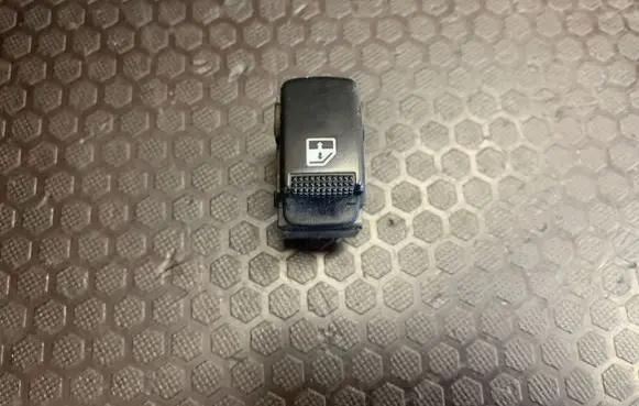 KIA Sorento Electric window control switch 935703