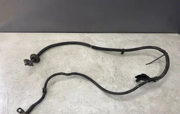 Audi A4 S4 B6 8E 8H Positive cable (battery) 