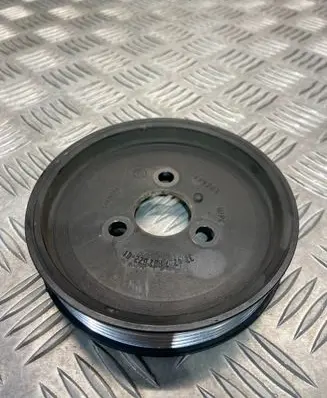 BMW 5 E60 E61 Power steering pump pulley 7802622