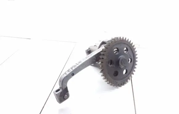 Volkswagen Touareg I Oil pump 070115153 070115105