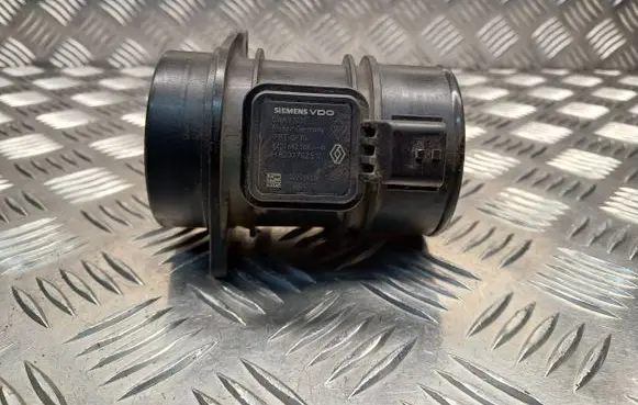 Renault Megane III Mass air flow meter 8200682558A H8200702517 5WK97021