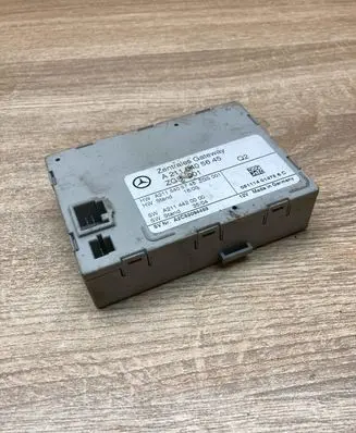 Mercedes-Benz E W211 Gateway control module A2115405645